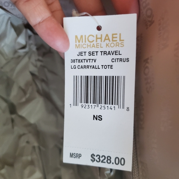 Michael Kors TOTE GM - Picture 8 of 8